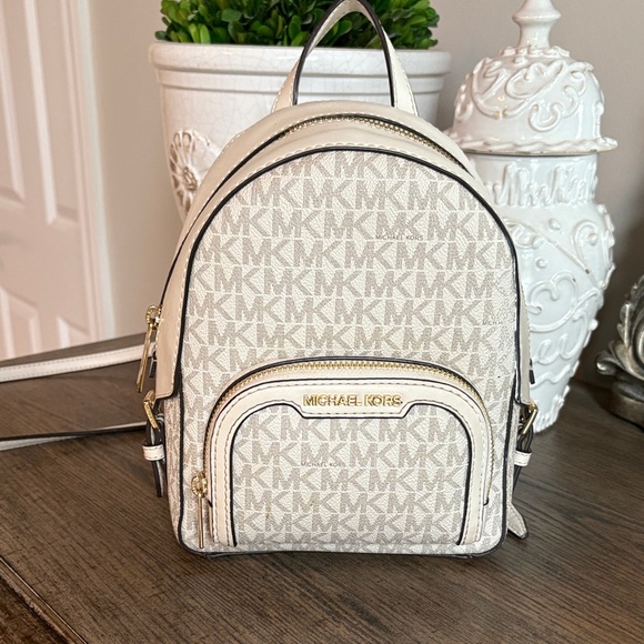 MICHAEL Michael Kors Lt Cream Logo Convertible Backpack - Picture 1 of 12